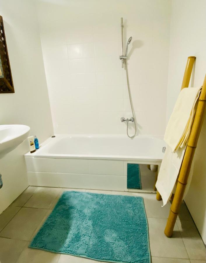 Cozy & Charming City Apartment فيينا المظهر الخارجي الصورة