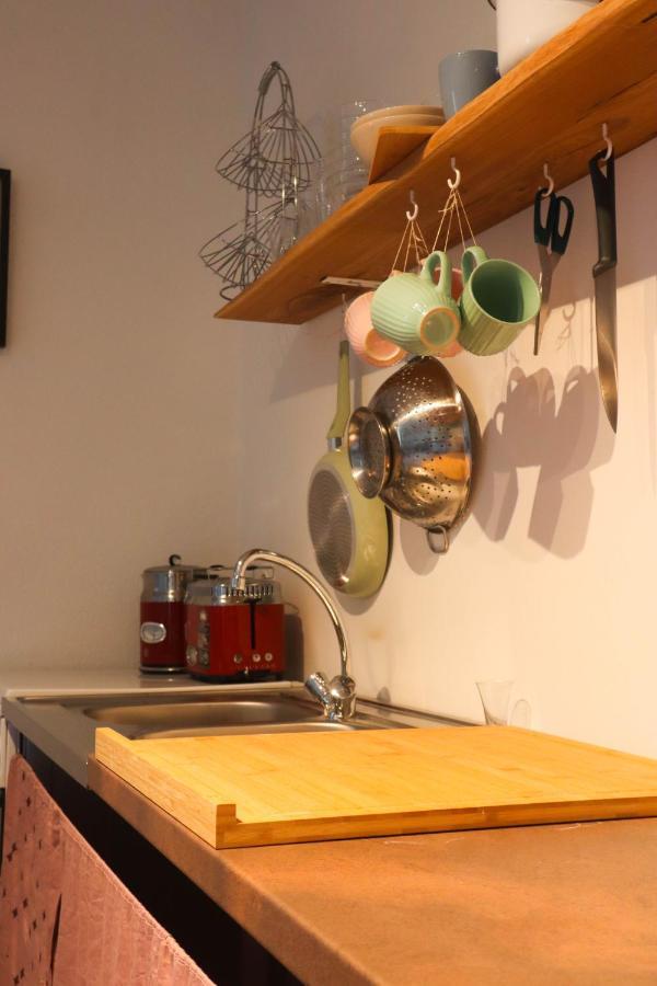 Cozy & Charming City Apartment فيينا المظهر الخارجي الصورة